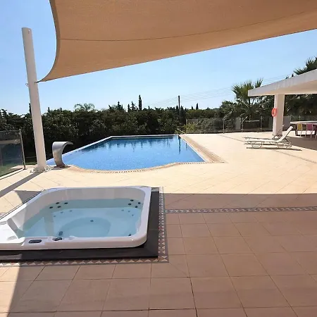 The Sea Breeze Villa *